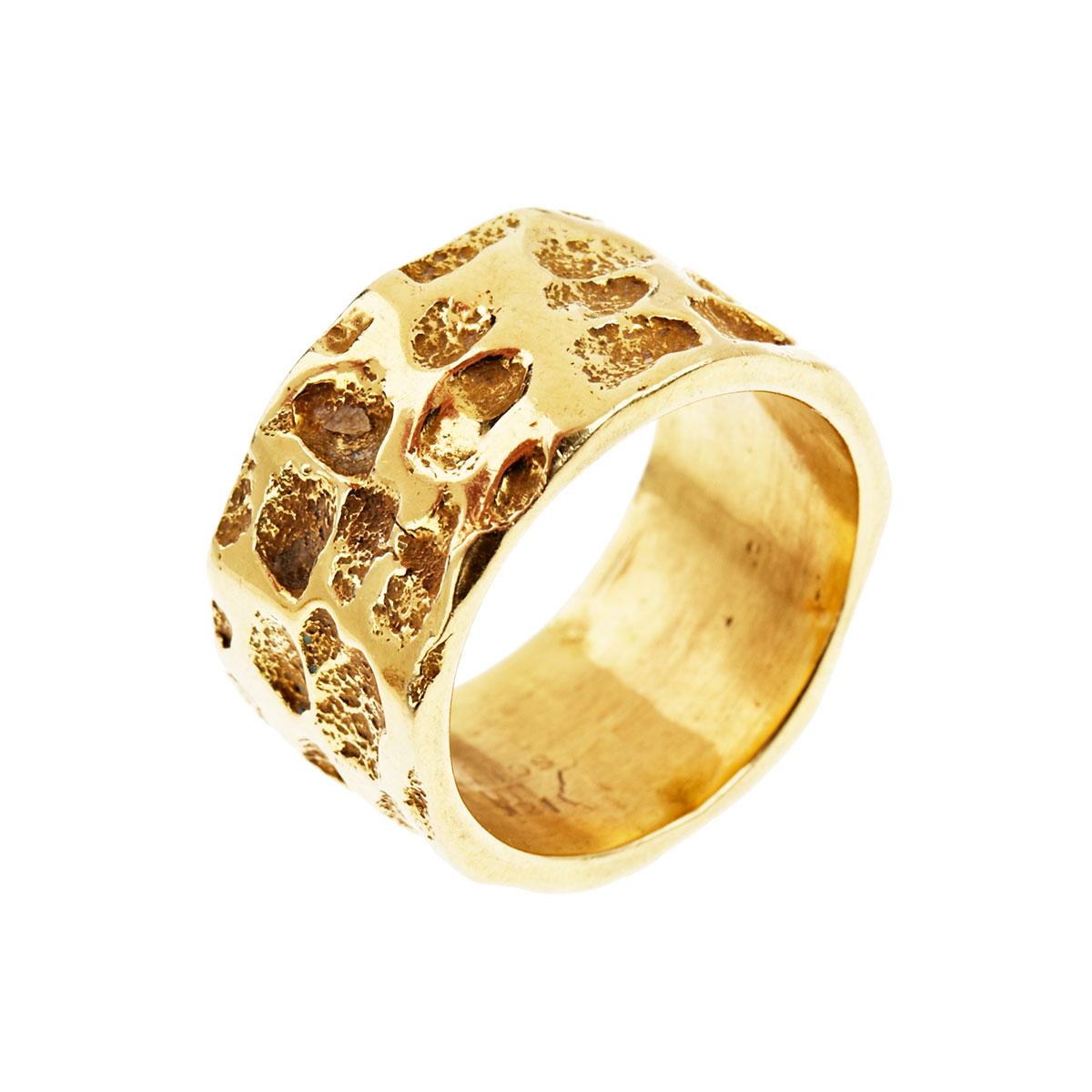 Walter Schluep Canadian 18k Yellow Gold Sculpted Band