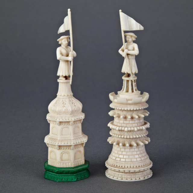 Anglo Indian John Company Carved Ivory Chess Set, Berhampore, Bengal, c.1840