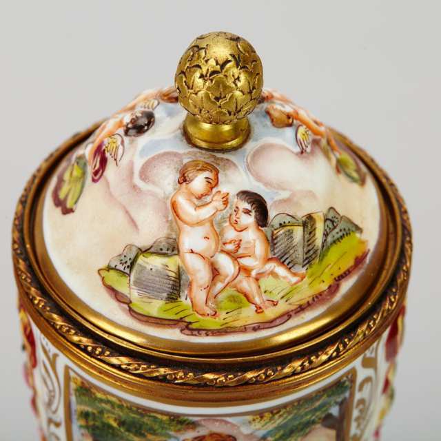 French Gilt Bronze Mounted ‘Naples’ Covered Urn, early 20th century
