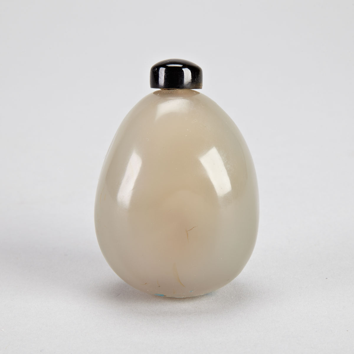 Agate Pebble-Form Snuff Bottle