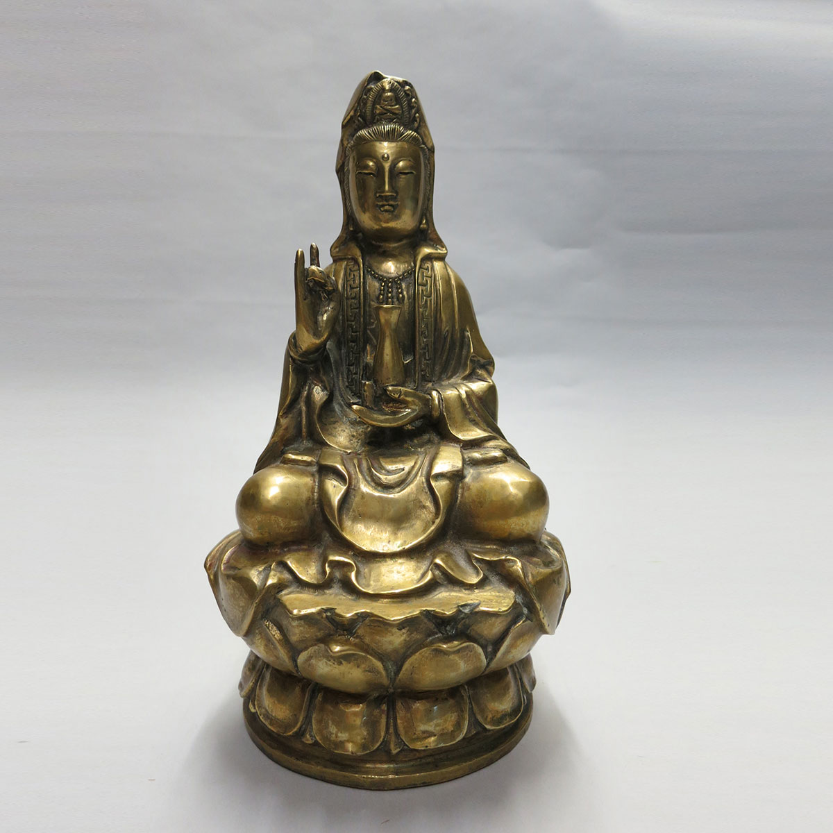 Bronze Seated Figure of Guanyin