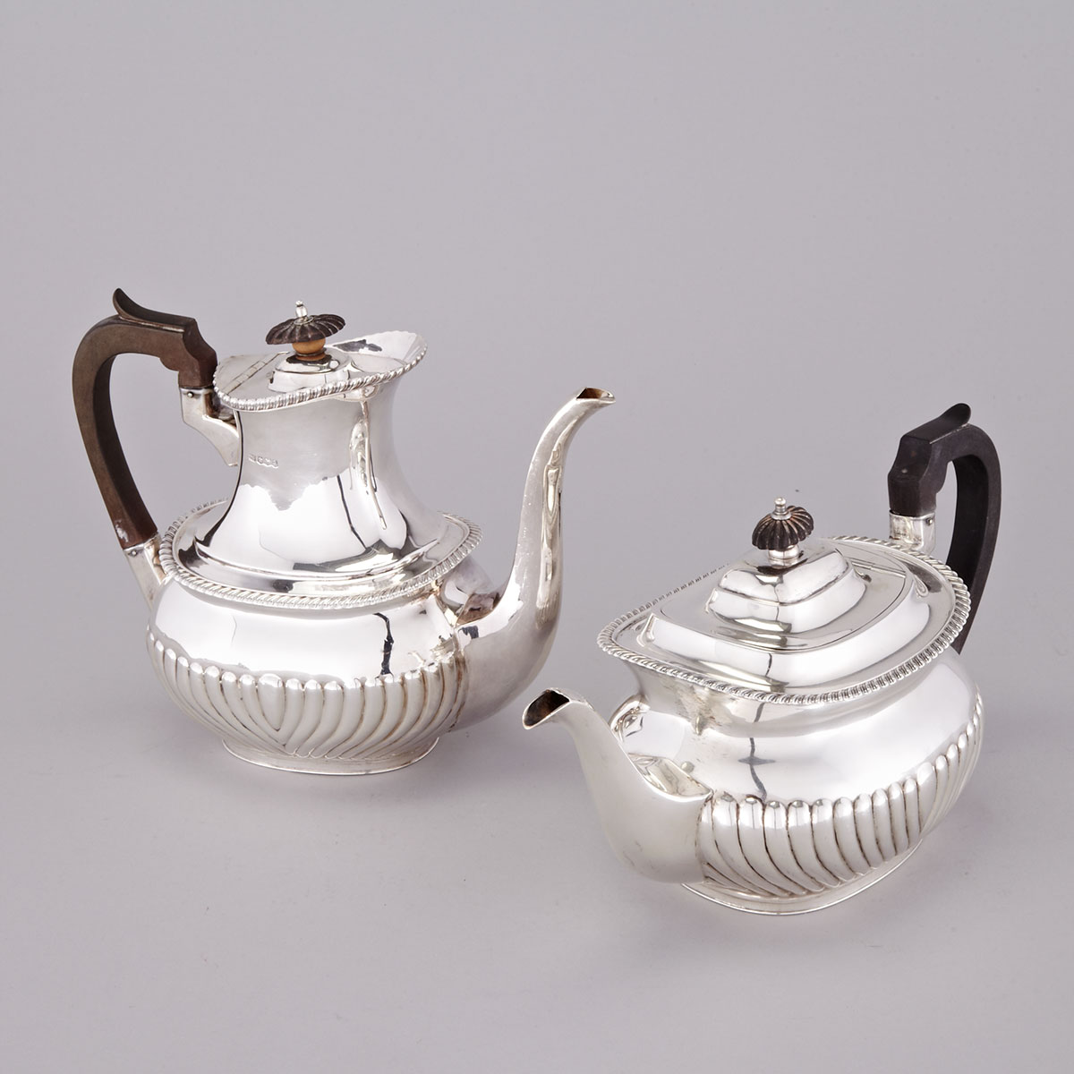 English Silver Coffee Pot and Teapot, Mappin & Webb, Sheffield, 1918/19
