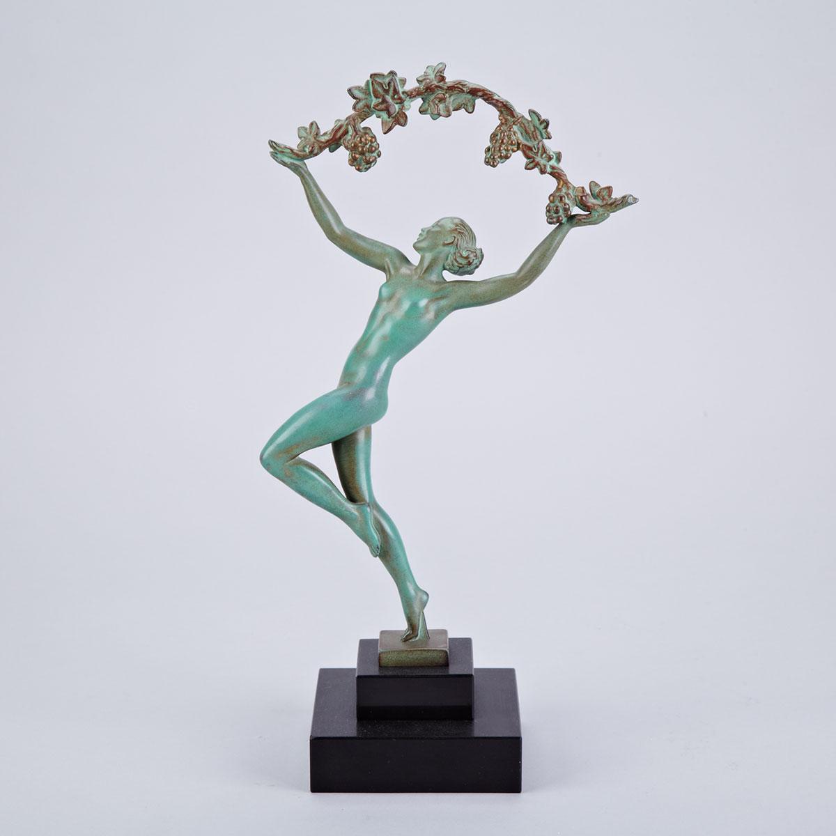 French Art Deco Patinated Bronze Nude Figure of a Bacchanalian Dancer, 2nd half, 20th century 