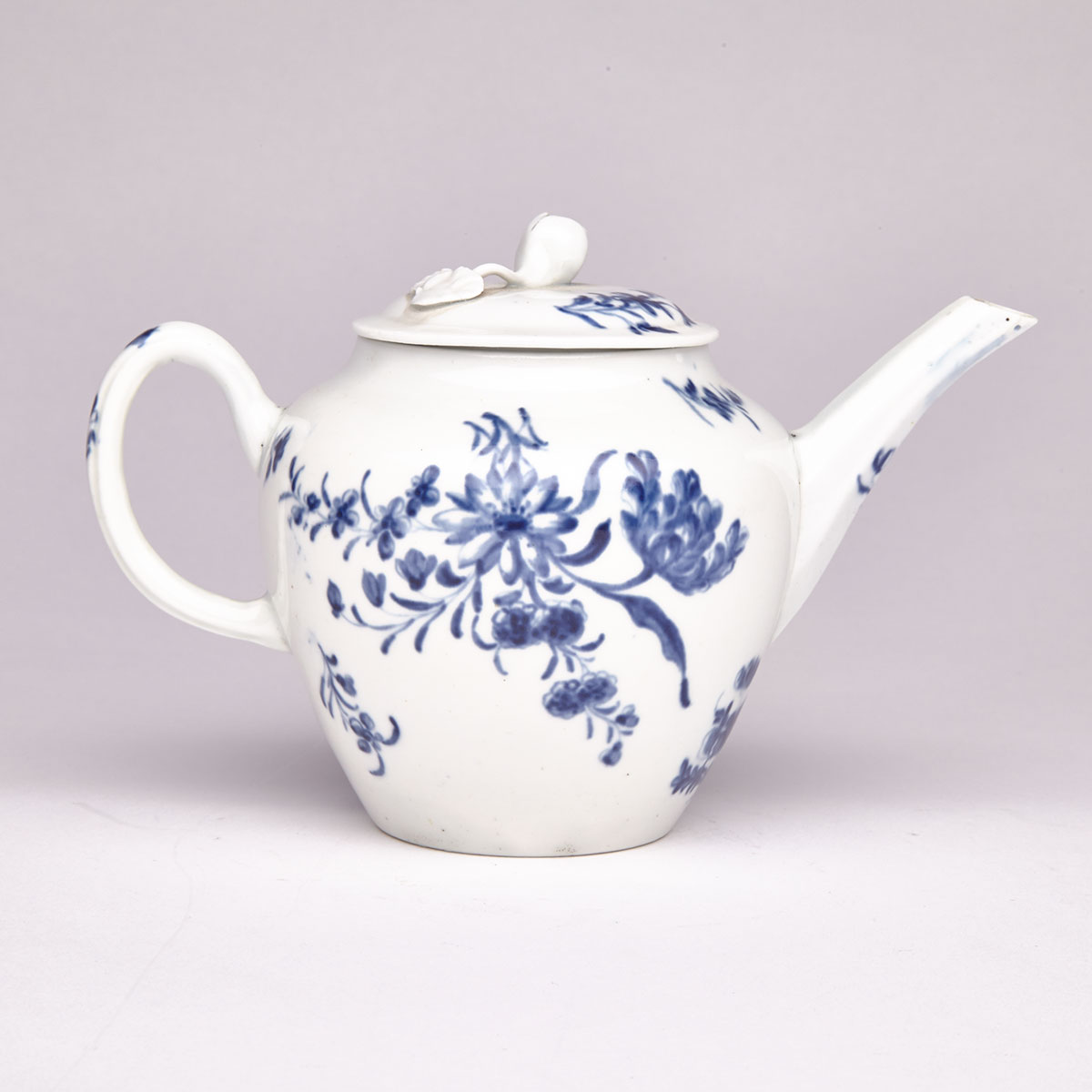 Worcester ‘Thrush’ Small Teapot, c. 1760