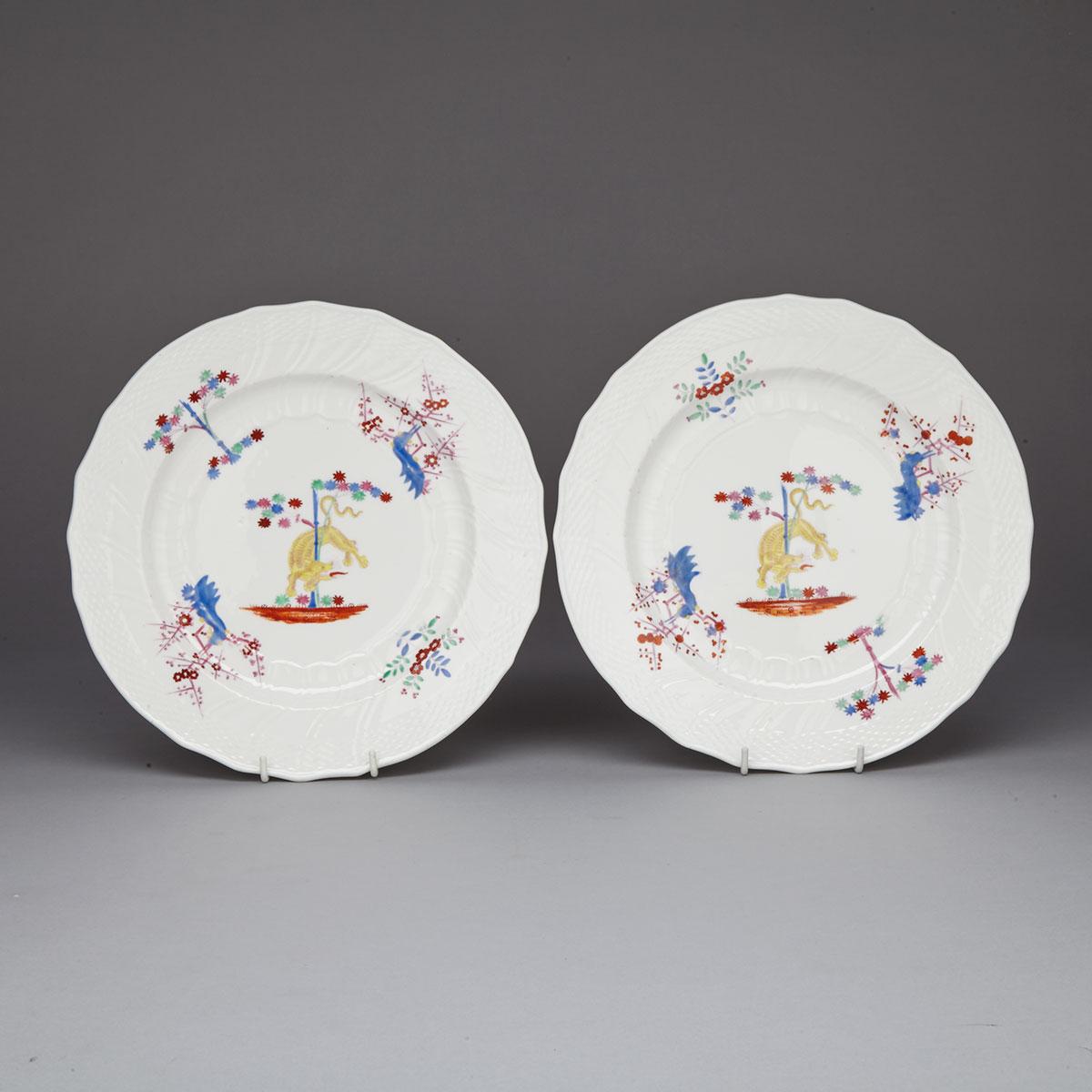 Pair of Coalport ‘Yellow Tiger’ Plates, early 19th century