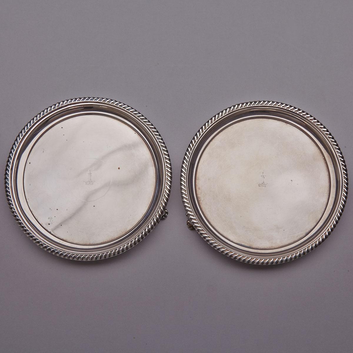 Pair of Old Sheffield Plate Circular Salvers, c.1820