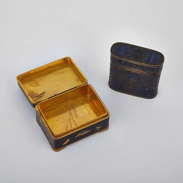 Small Komai Snuff Box, Meiji Period, Late 19th Century