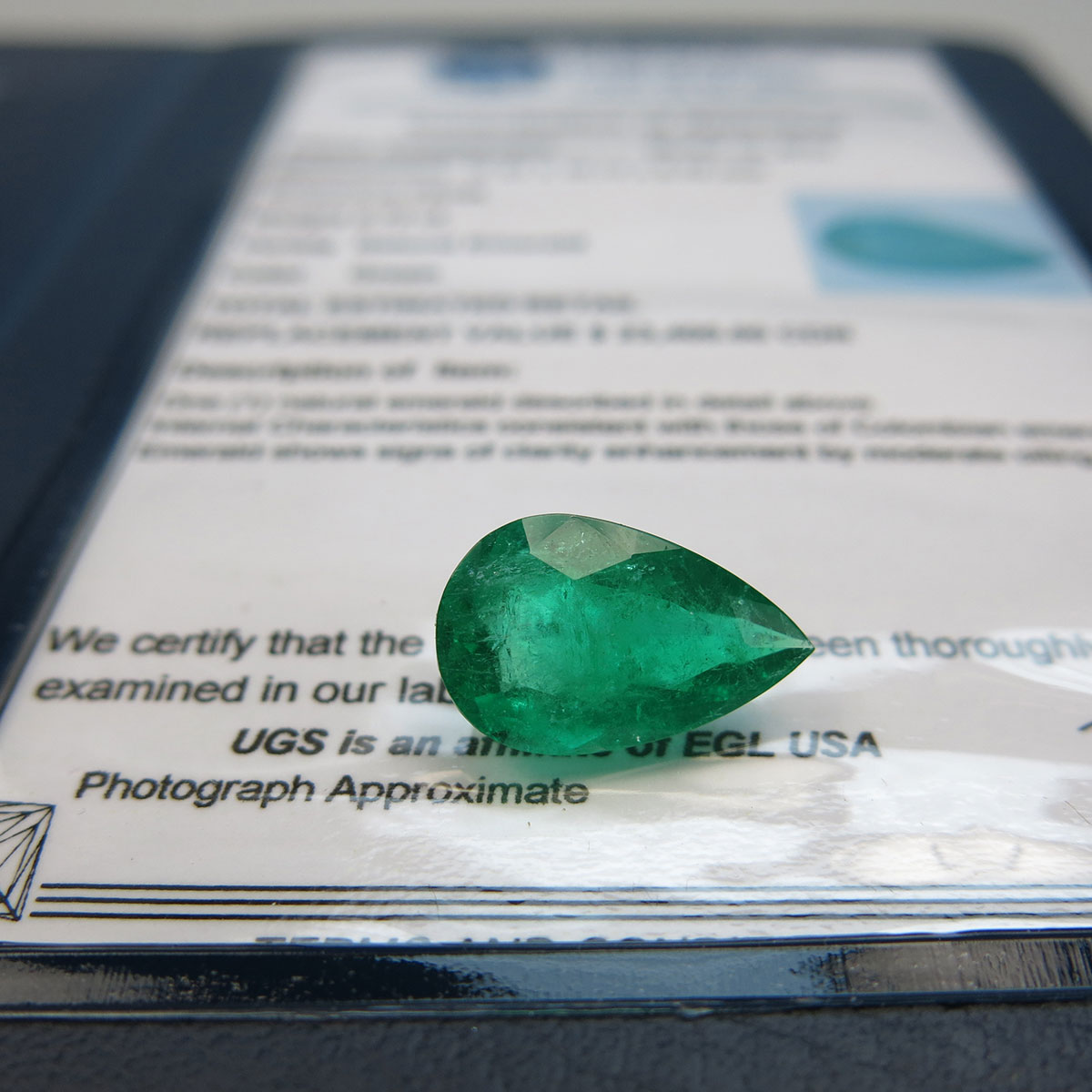 Large Unmounted Pear Cut Emerald