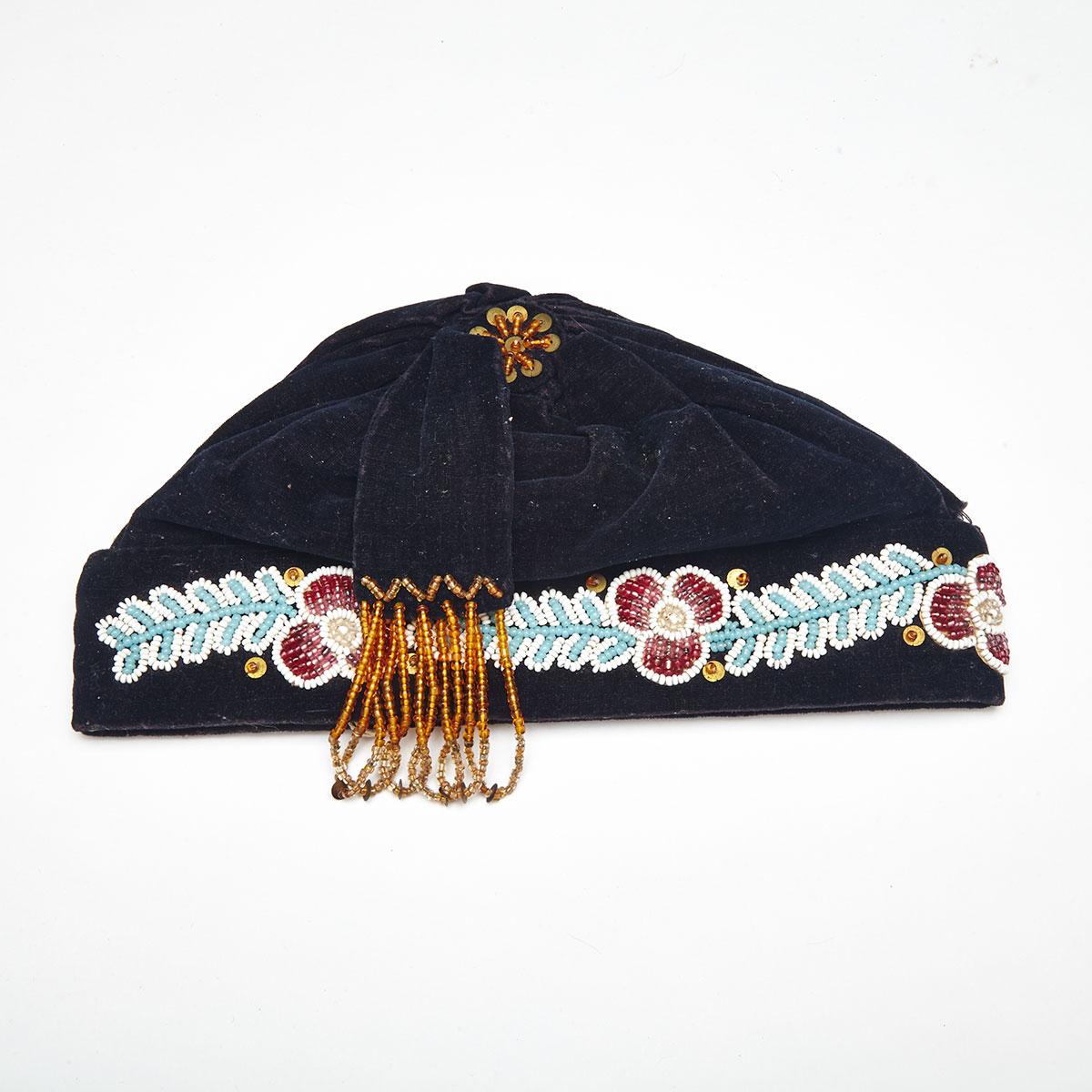 Mi’kmaq (Micmac) Indian Beaded Velvet Hat, 19th or early 20th century