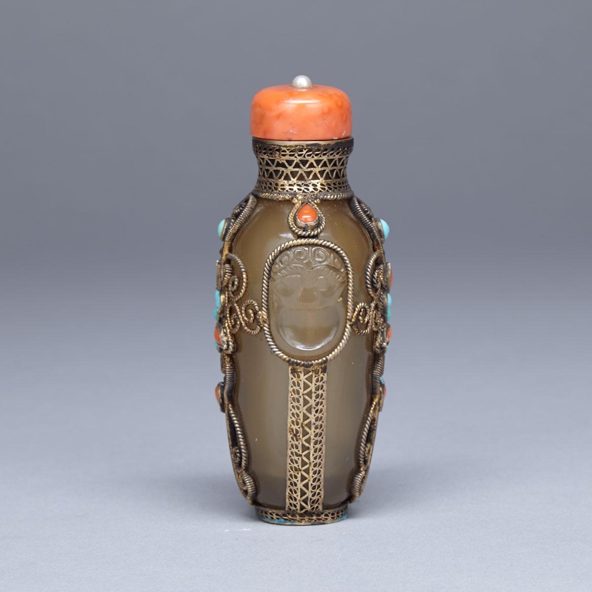 Hardstone and Silver Wire Embellished Agate Snuff Bottle, 19th Century