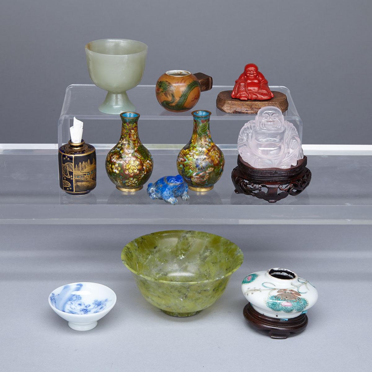 Group of Eleven Miniature Decorative Items, 19th/20th Century 