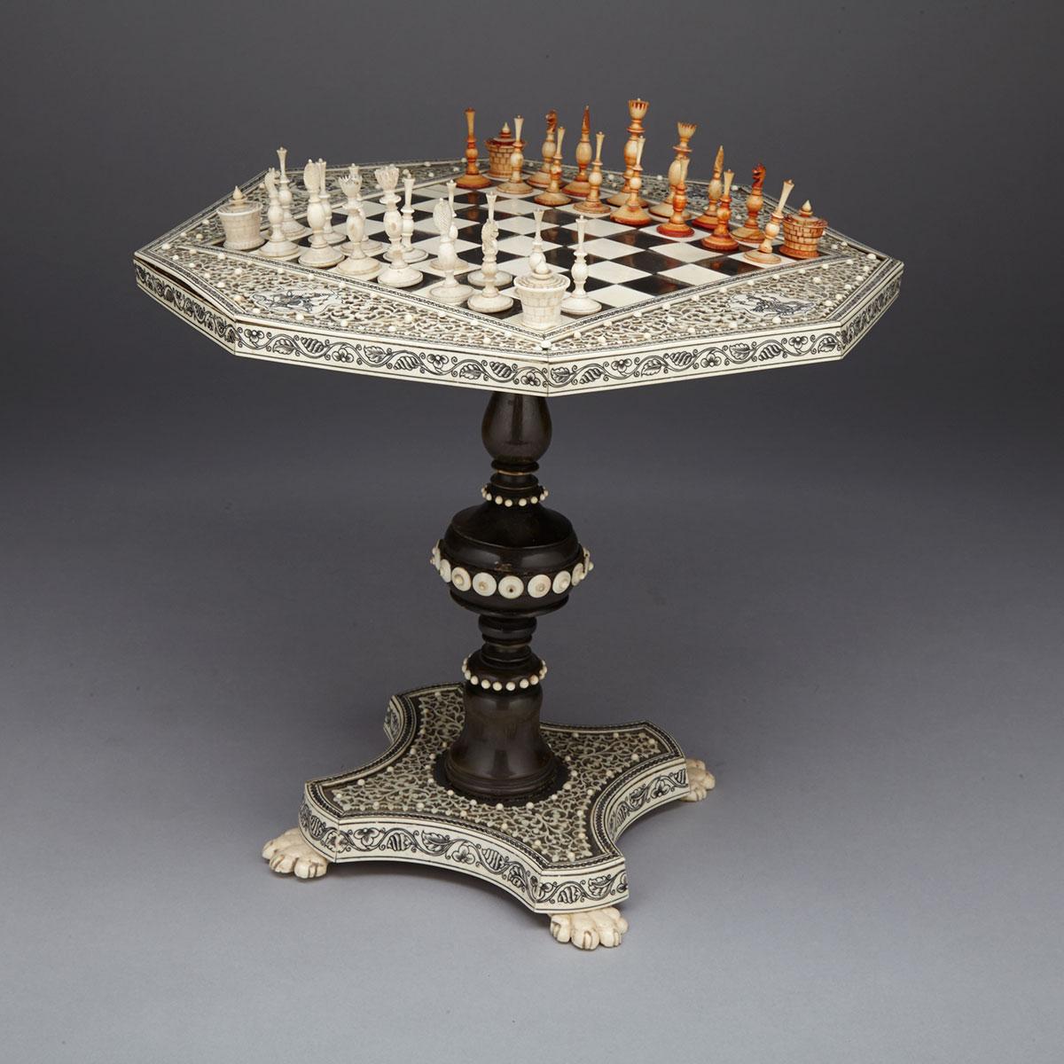 ANGLO-INDIAN MINIATURE IVORY AND HORN GAME TABLE AND CHESS SET, VIZAGAPATAM, C.1840