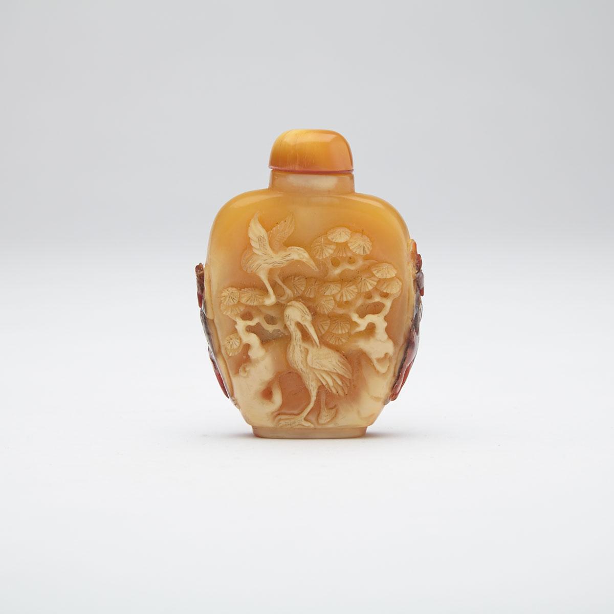 Hornbill Carved Snuff Bottle, Early 20th Century