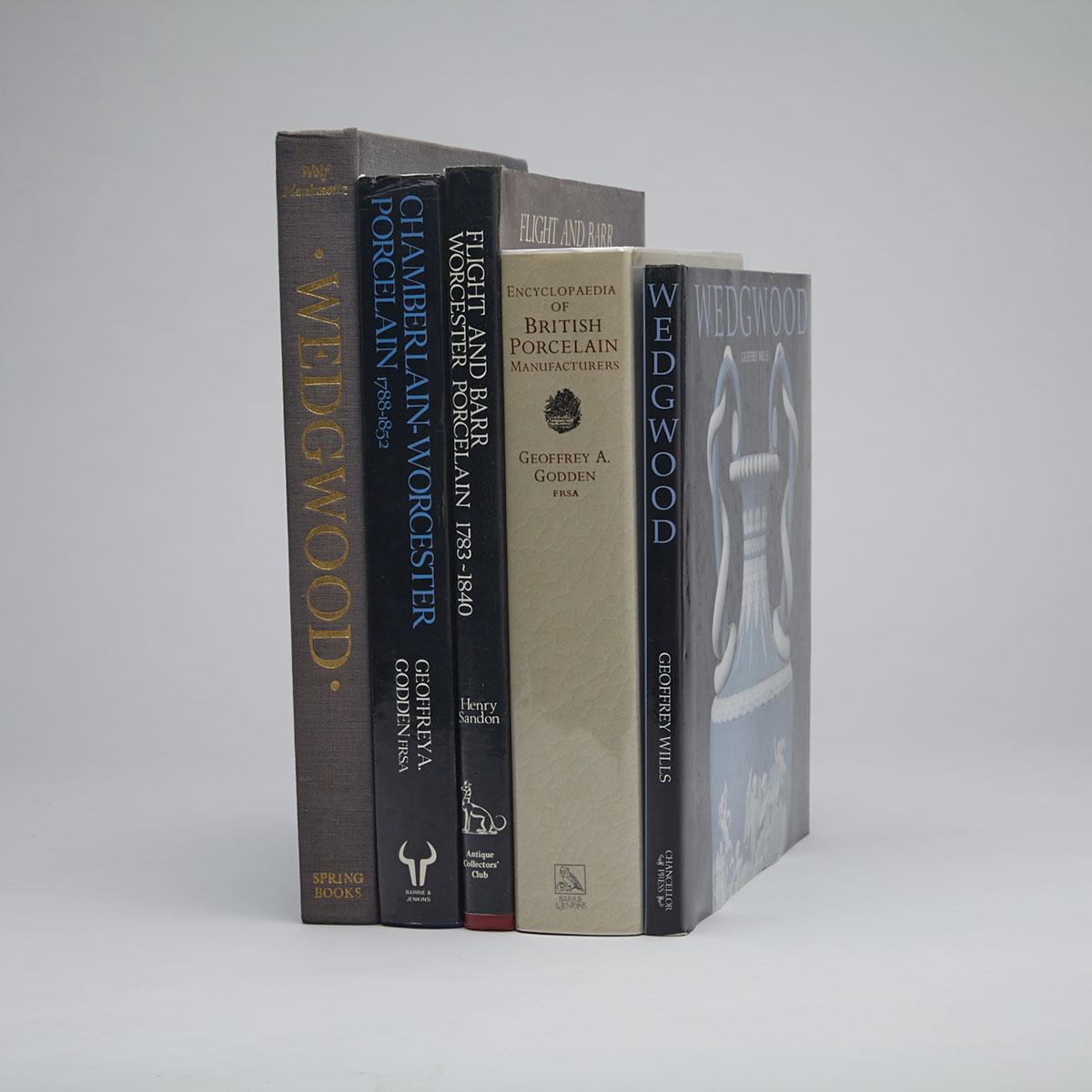 [Reference Books]
Five Volumes on English Ceramics