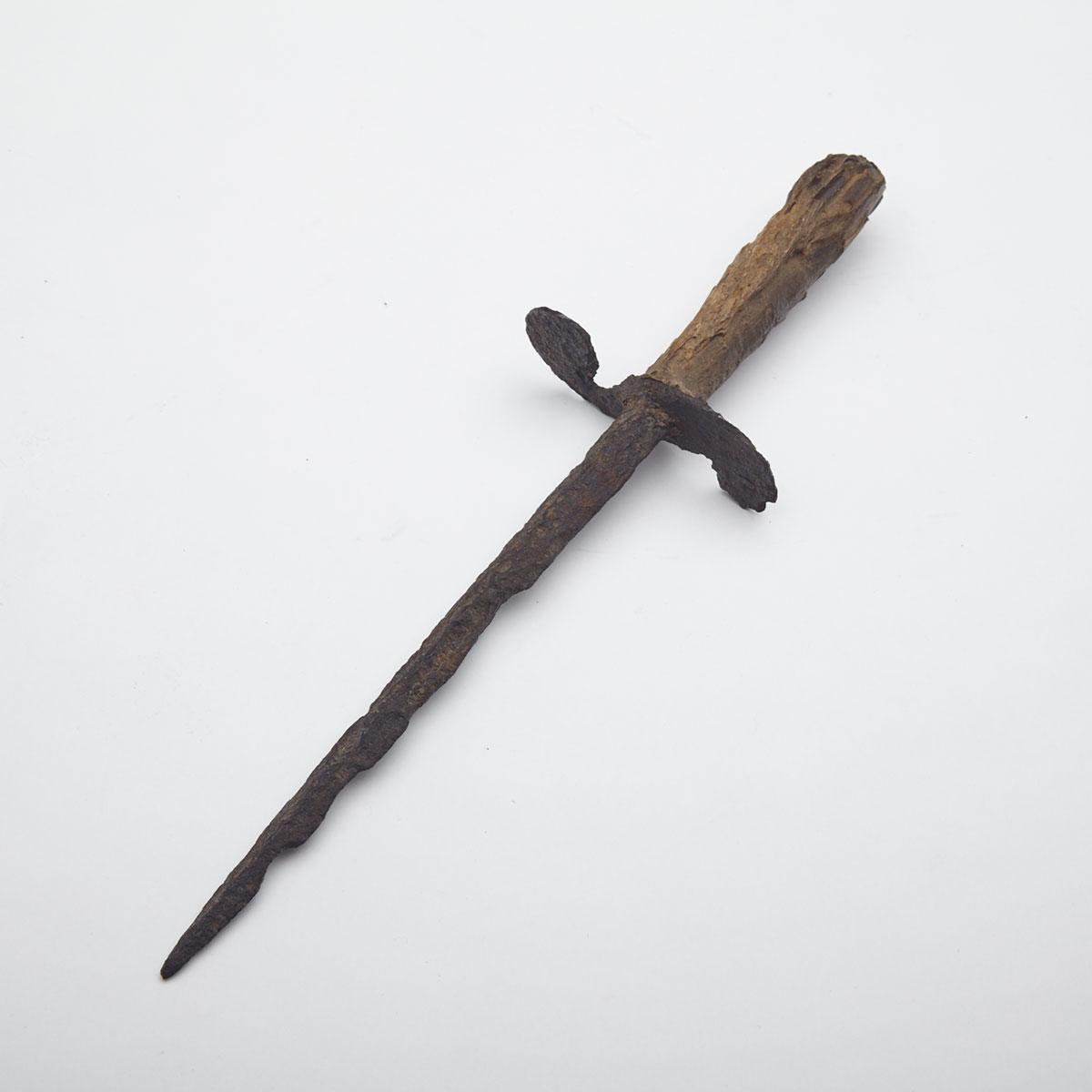 Italian Stiletto Dagger, 15th/16th century
