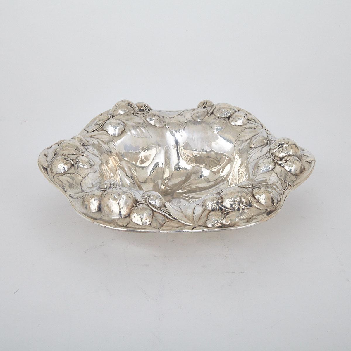 American Silver Berry Bowl, Mauser Mfg. Co., New York, NY, c.1900