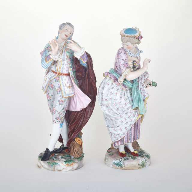 Pair of Wallendorf Large Figures of a Lady and Gallant, late 19th century