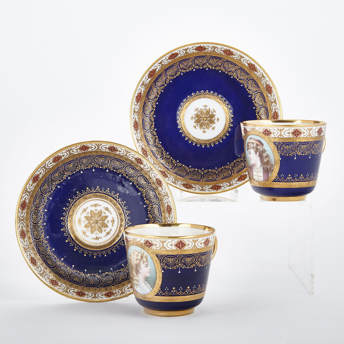 Pair of Mintons Cabinet Cups and Saucers, c.1877