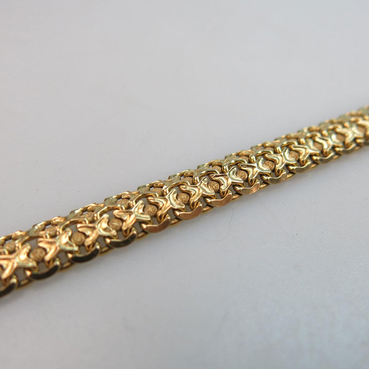 18k Yellow Gold Sculpted Bracelet