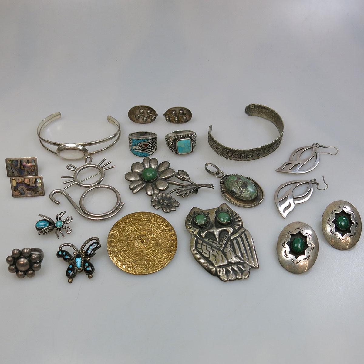Quantity Of Silver Mexican And Navajo Jewellery