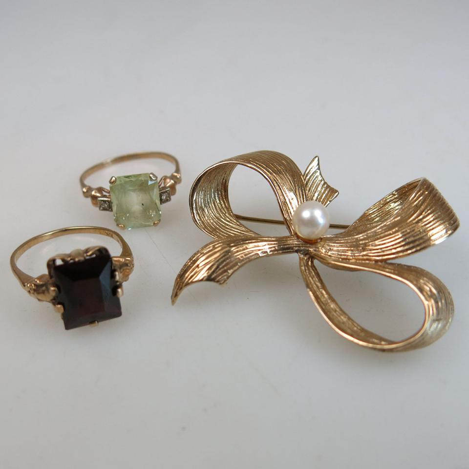 10k Yellow Gold Bow Brooch  