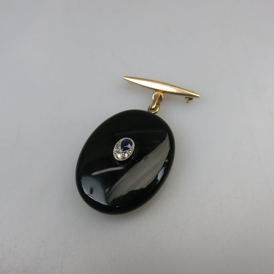 14k Yellow Gold And Onyx Oval Locket