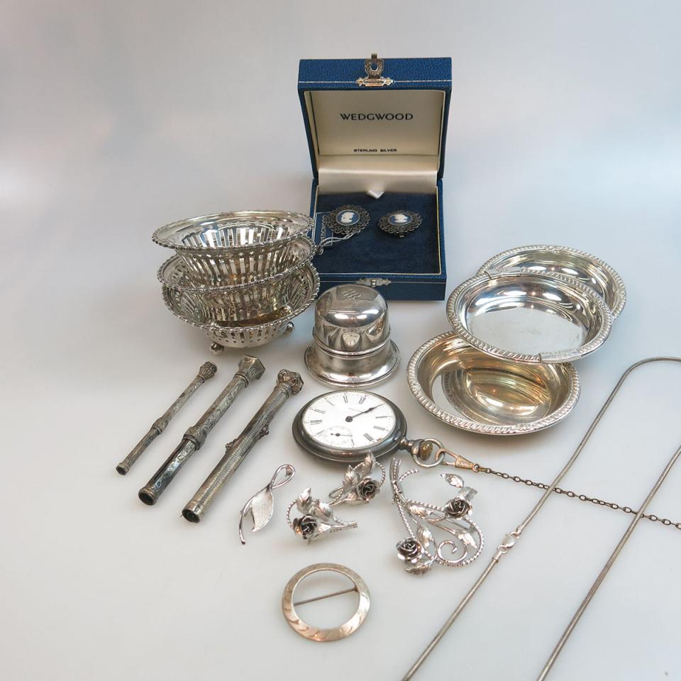 Quantity Of Silver Jewellery And Accessories