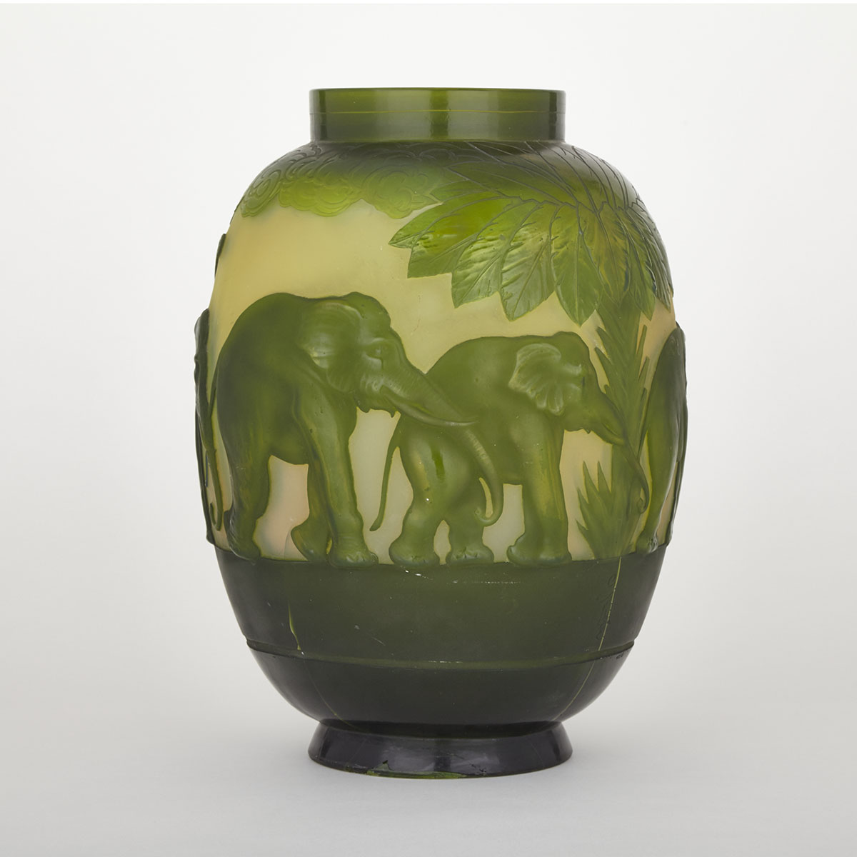 Gallé Mould-Blown Cameo Glass Elephants Table Lamp, c.1900