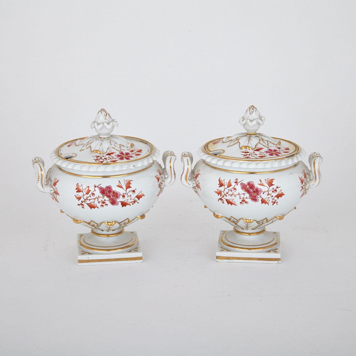 Pair of Flight, Barr & Barr Worcester Covered Sauce Tureens, c.1825
