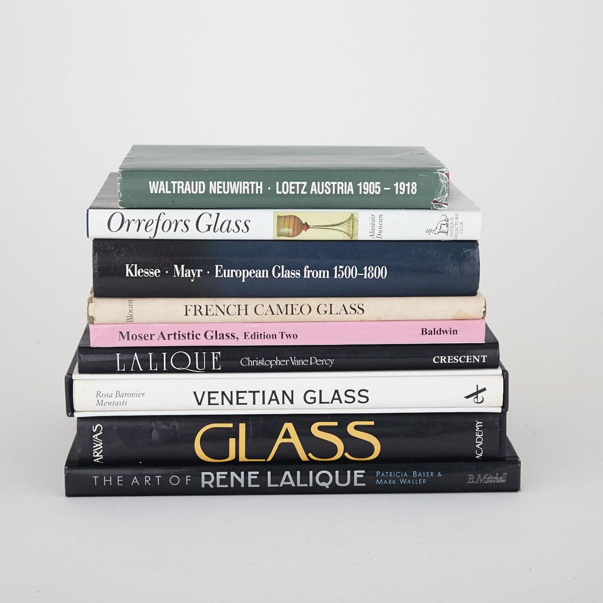 [Reference Books] European Glass, Nine Volumes