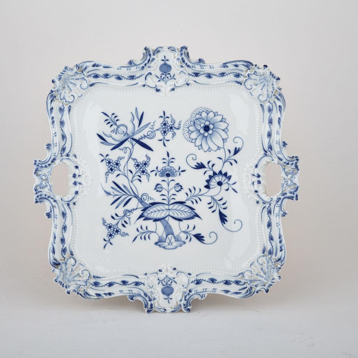 Meissen Blue Onion Pattern Two-Handled Square Serving Tray, late 19th century