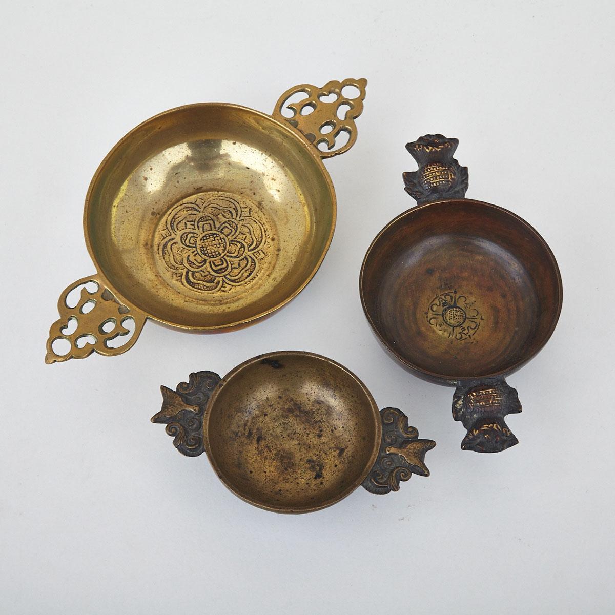 Two Brass Quaichs and a Porringer, 18th/19th century 