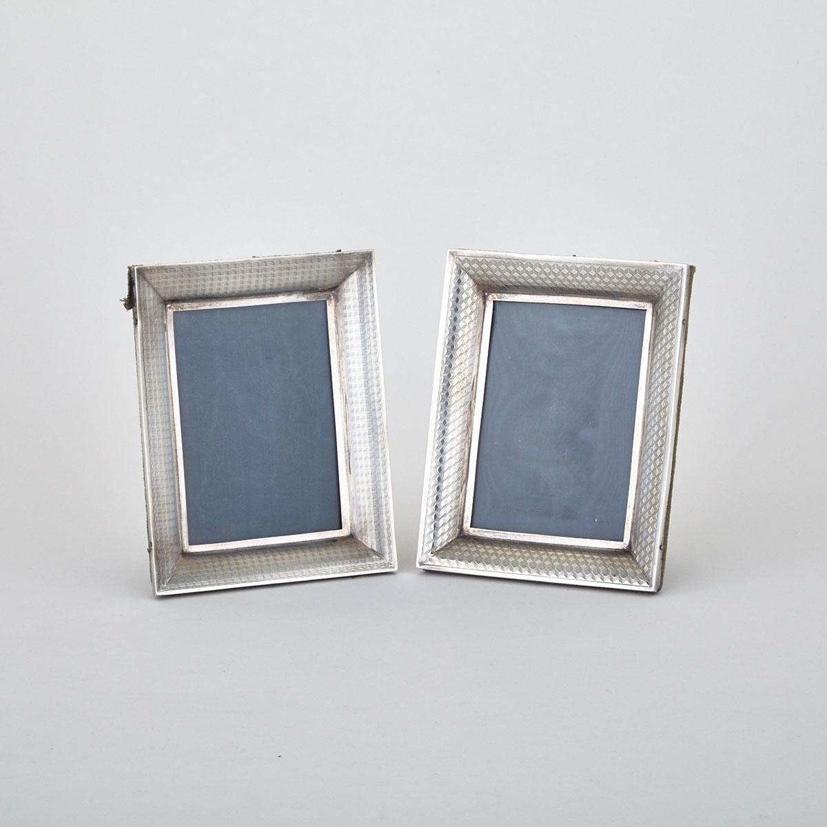 Pair of English Silver Rectangular Photograph Frames, William Hutton & Sons, Birmingham, 1910