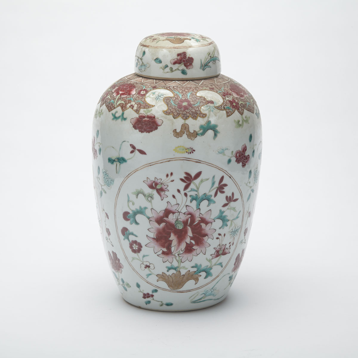 Export Famille Rose Ginger Jar and Cover, 19th Century