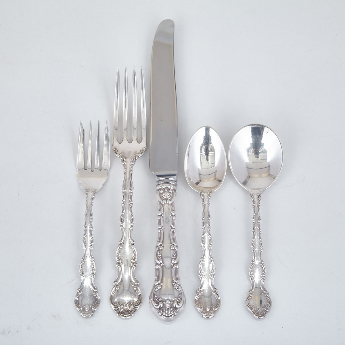 Canadian ‘Regency’ Silver Plated ‘Pompadour’ (or ‘Louis de France’) Pattern Flatware Service, Henry Birks & Sons, 20th century