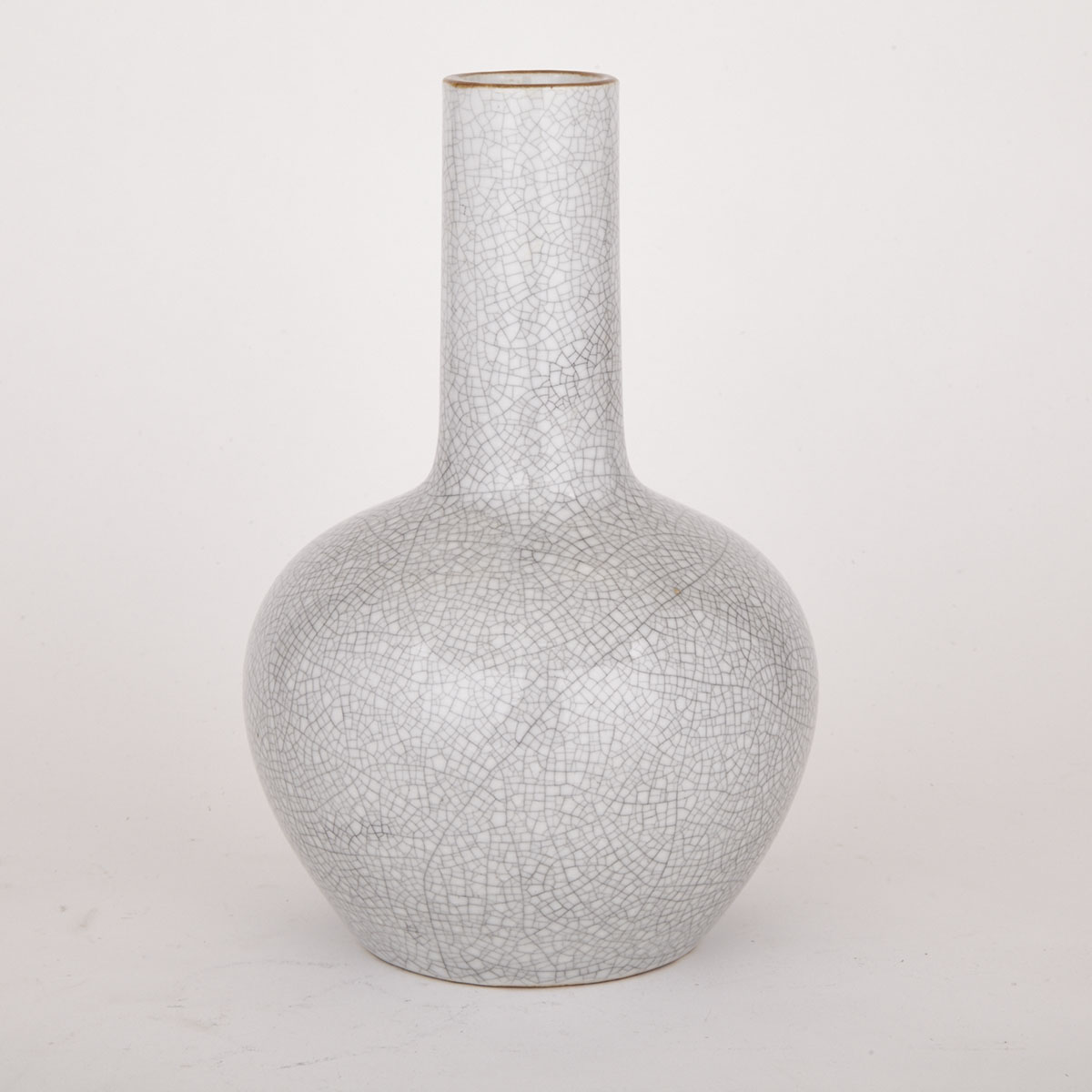 White Crackle Glazed Vase, 19th/20th C.