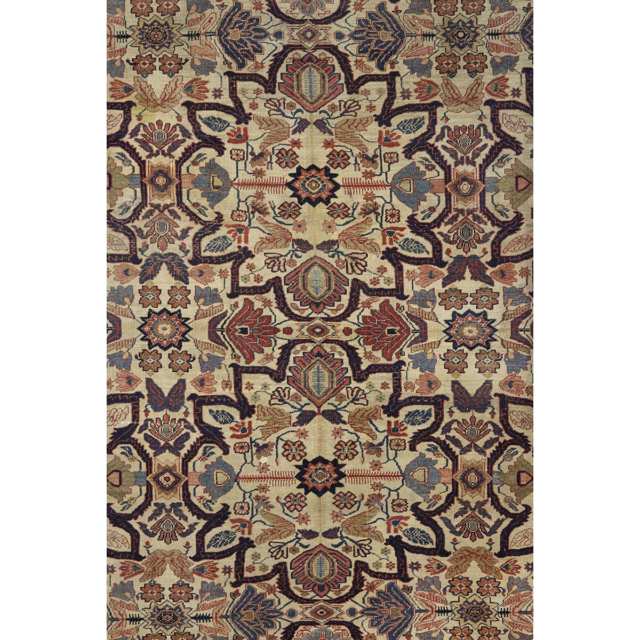 Fine Sarouk Carpet, Persian, c.1900