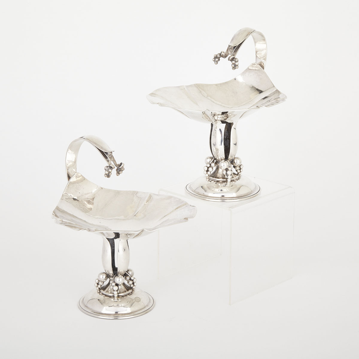 Pair of Canadian Silver Comports, Carl Poul Petersen, Montreal, Que., mid-20th century 