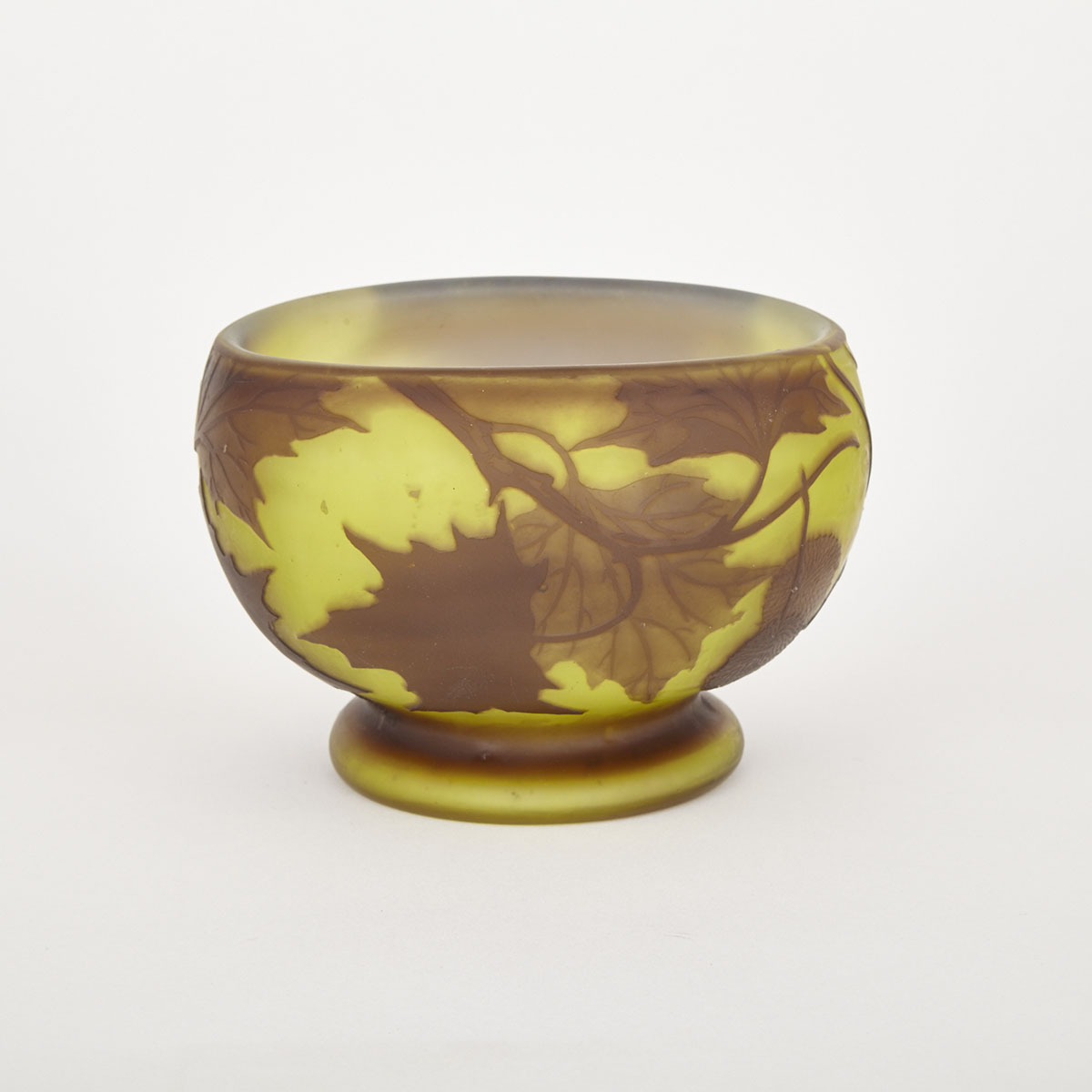 French Chestnut Cameo Glass Vase, early 20th century