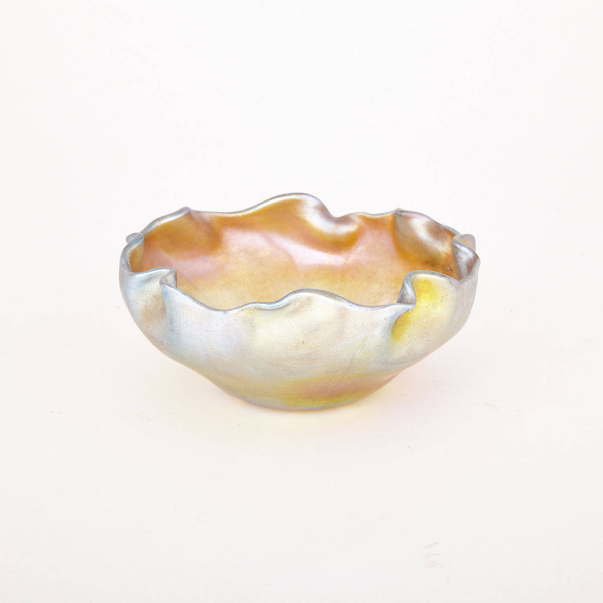 Tiffany ‘Favrile’ Iridescent Glass Bowl, early 20th century