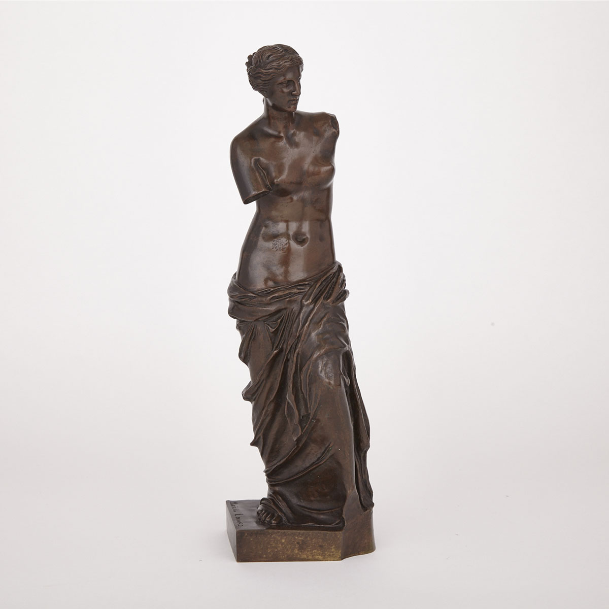 Musée du Louvre Patinated Bronze Model of The Venus de Milo, c.1900
