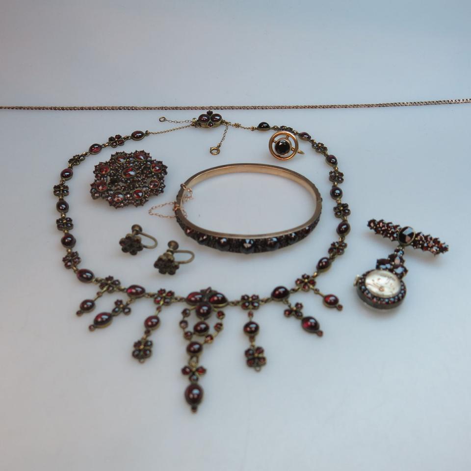Small Quantity Of Gold-Filled And Silver Gilt Jewellery