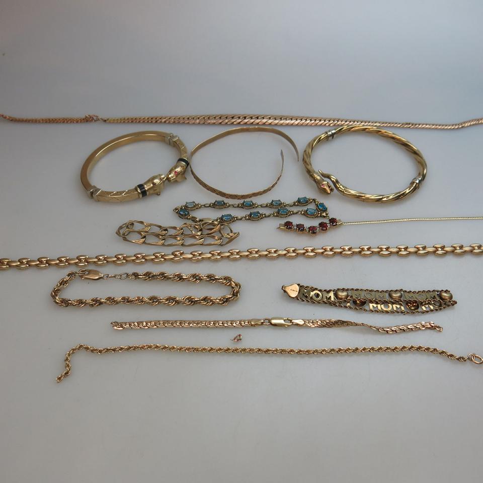 Small Quantity Of Various Gold Bangles, Bracelets And Chains