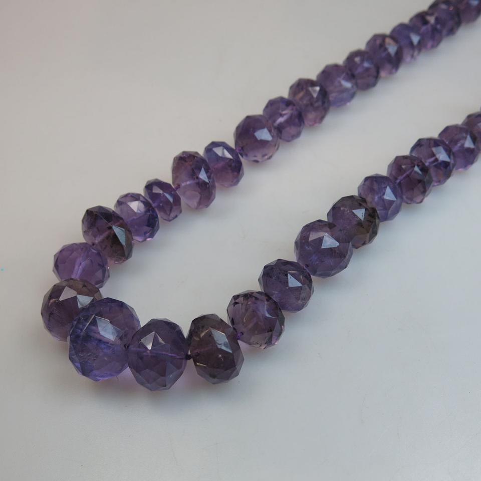 Single Endless Graduated Strand Of Facetted Amethyst Beads