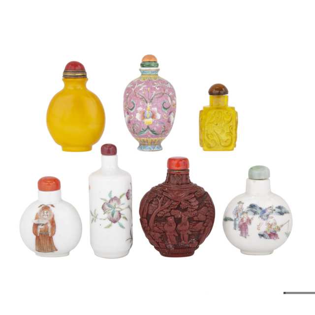 A Group of Seven Snuff Bottles, 19th to 20th Century