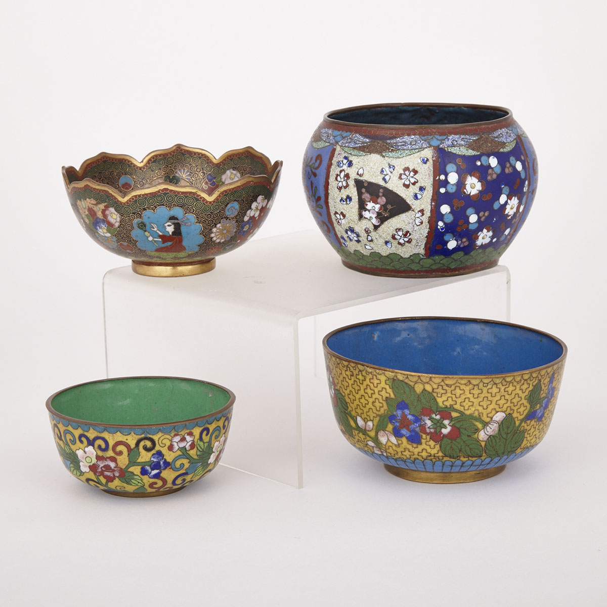 Four Japanese Cloisonne Bowls, early 20th Century