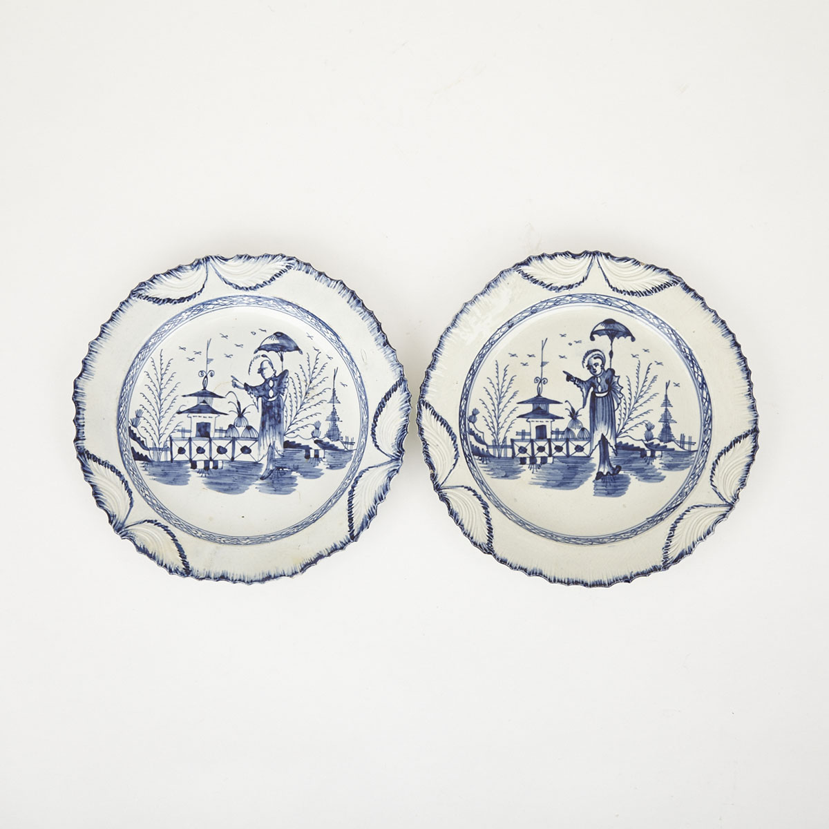 Pair of English Pearlware Chinoiserie Plates, late 18th century