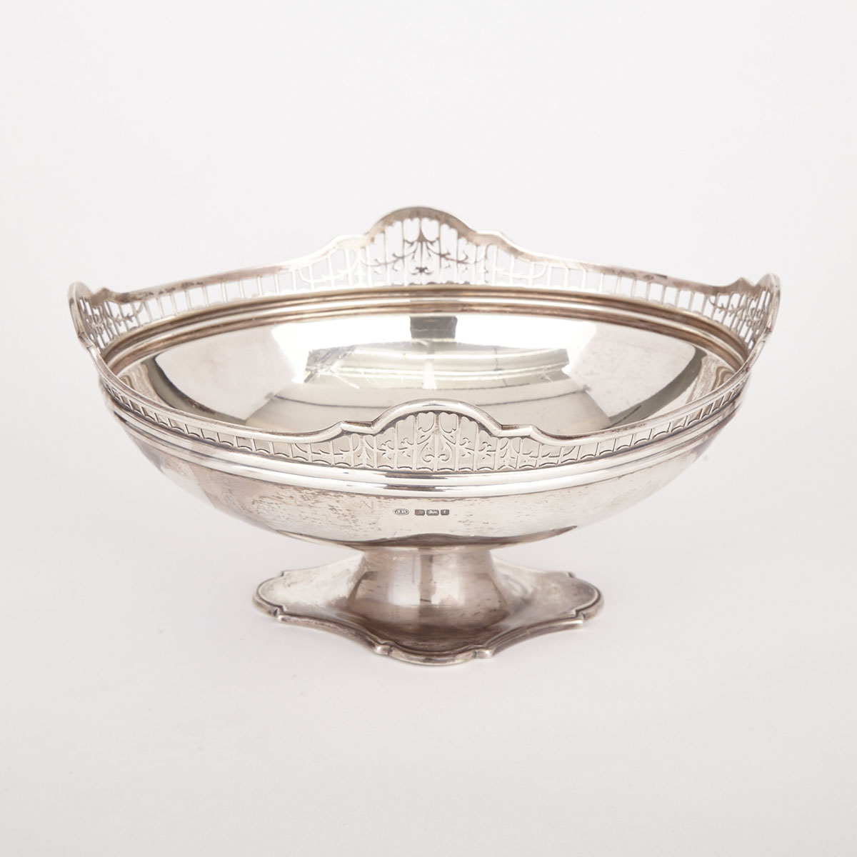 English Silver Oval Fruit Bowl, John Round & Son Ltd., Sheffield, 1911