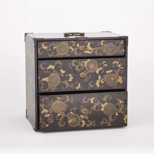 Japanese Gilt Decorated Black Lacquer Jewellery Chest, early-mid 20th century