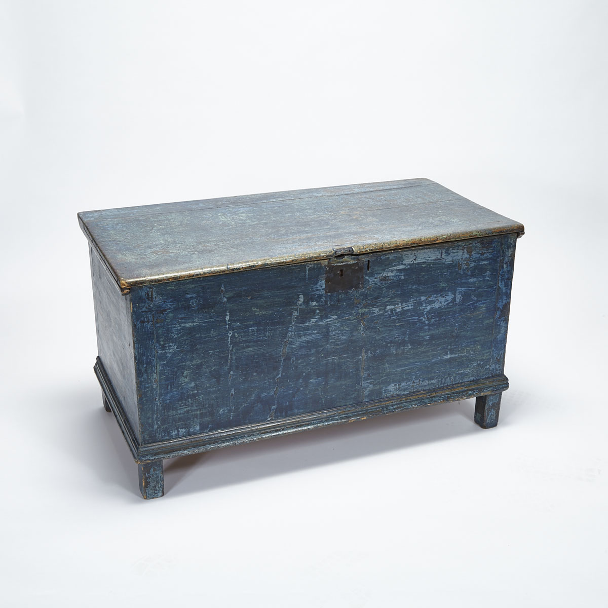 Quebec Painted Pine Blanket Box, early 19th century